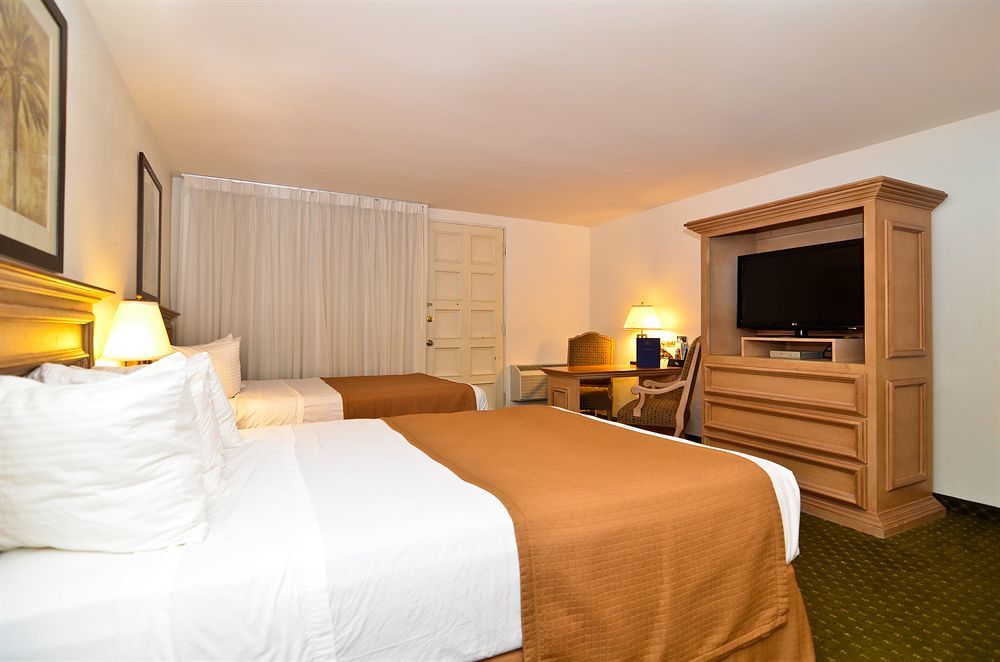 Best Western Date Tree 3* Indio