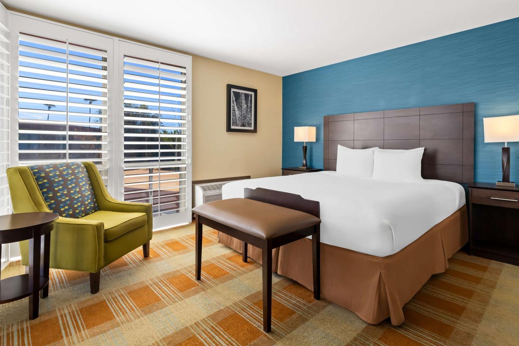 Best Western Date Tree 3*